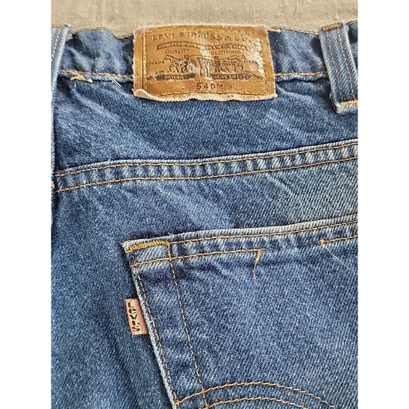 Vintage Levis 540 Mens 36x30 Jeans Relaxed High Rise Medium Blue USA 90s EUC - Picture 16 of 16